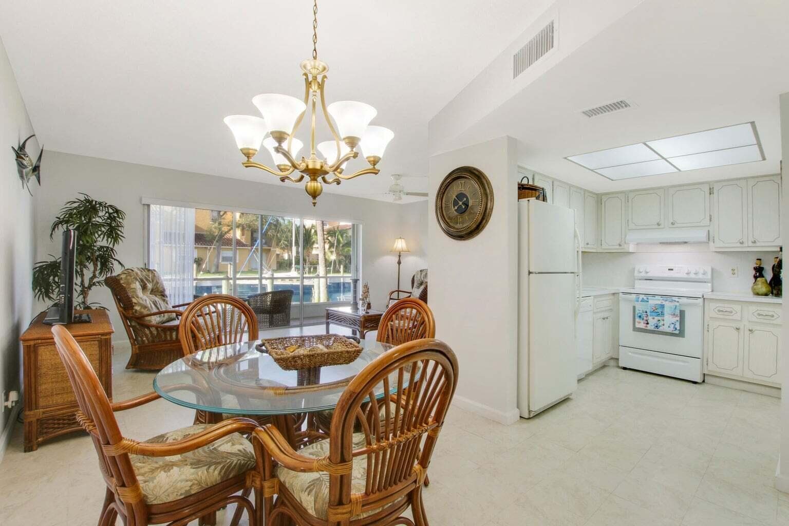 120 Lehane Terrace 109 photo 10