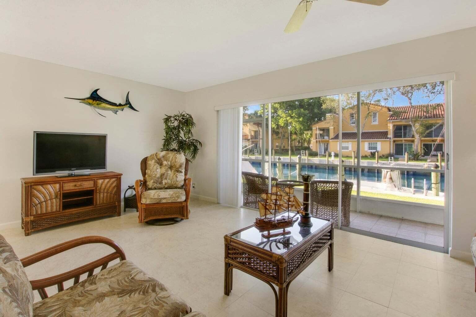 120 Lehane Terrace 109 photo 14