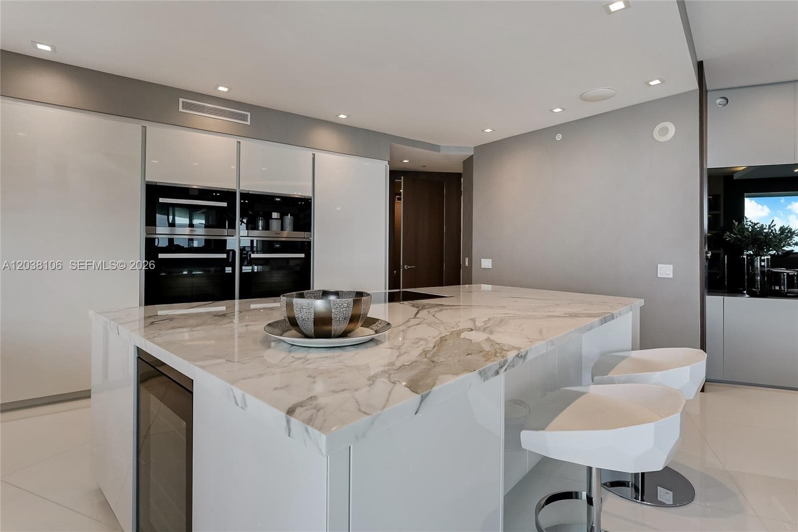 18555 Collins Ave 3301 photo 22