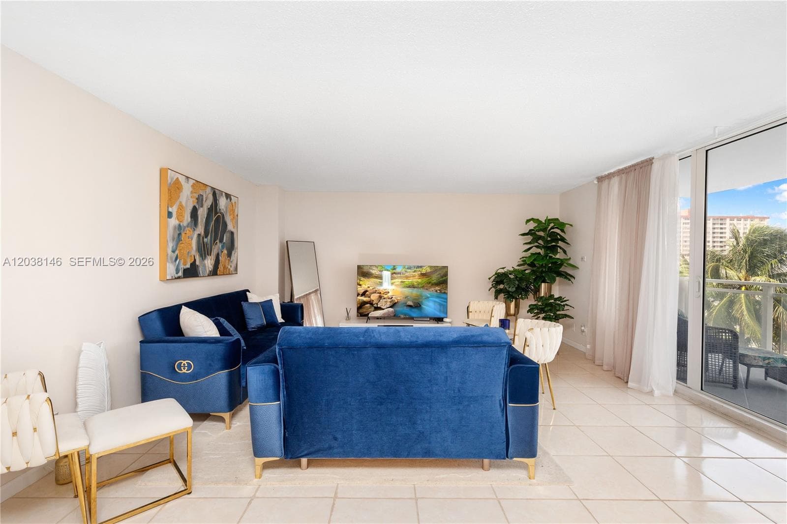 2030 S Ocean Dr 307 photo 3