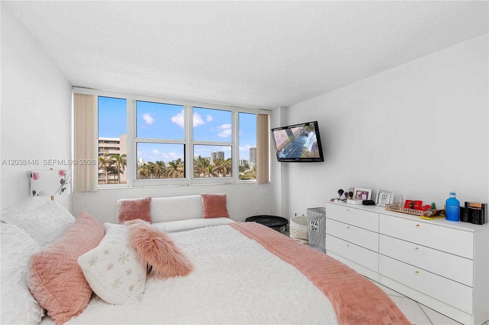 2030 S Ocean Dr 307 photo 14