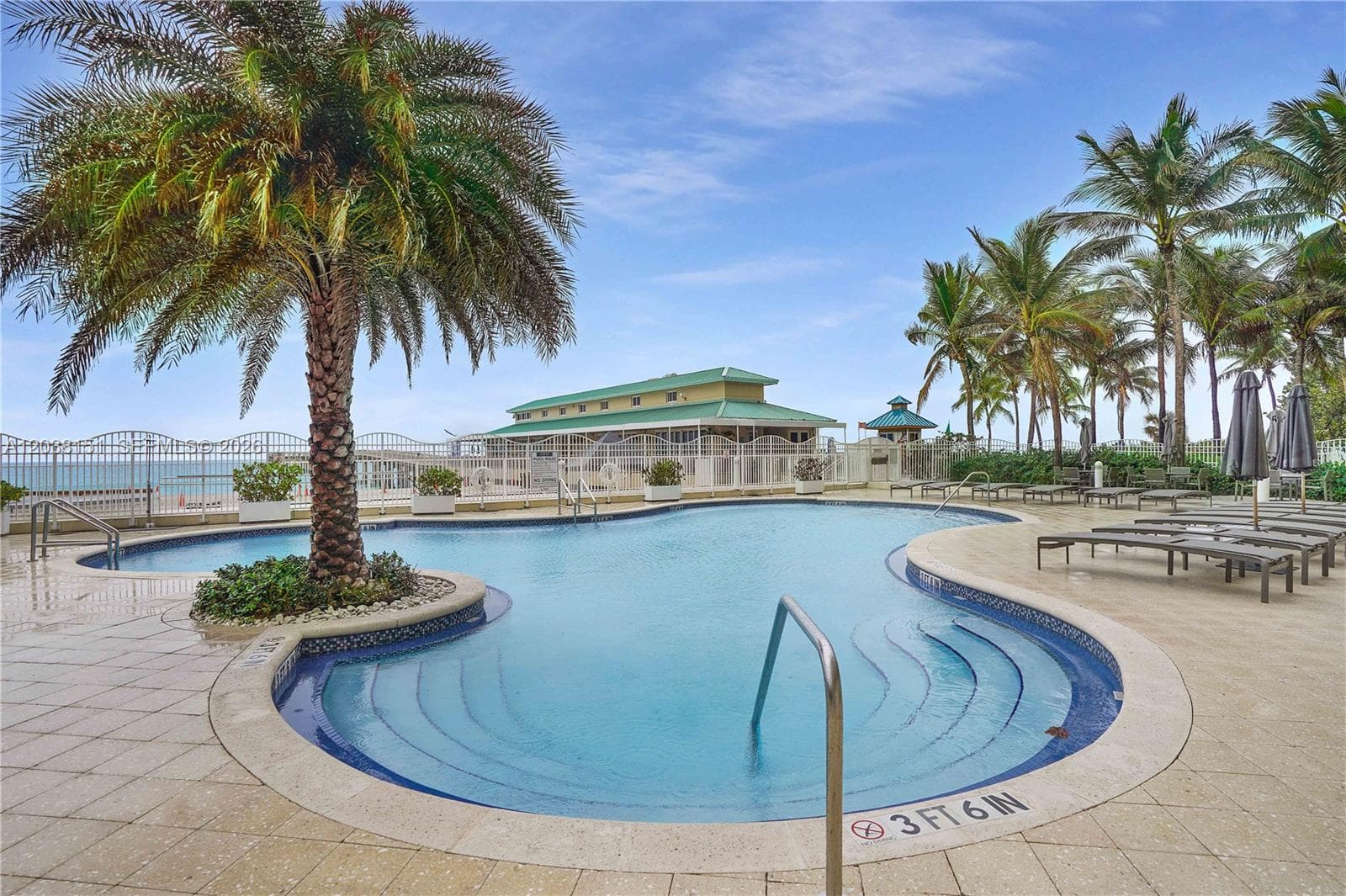 16699 Collins Ave 1002 photo 17