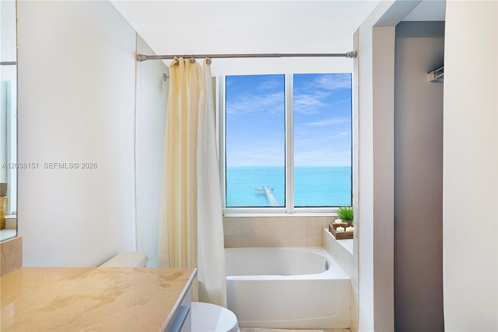 16699 Collins Ave 1002 photo 4