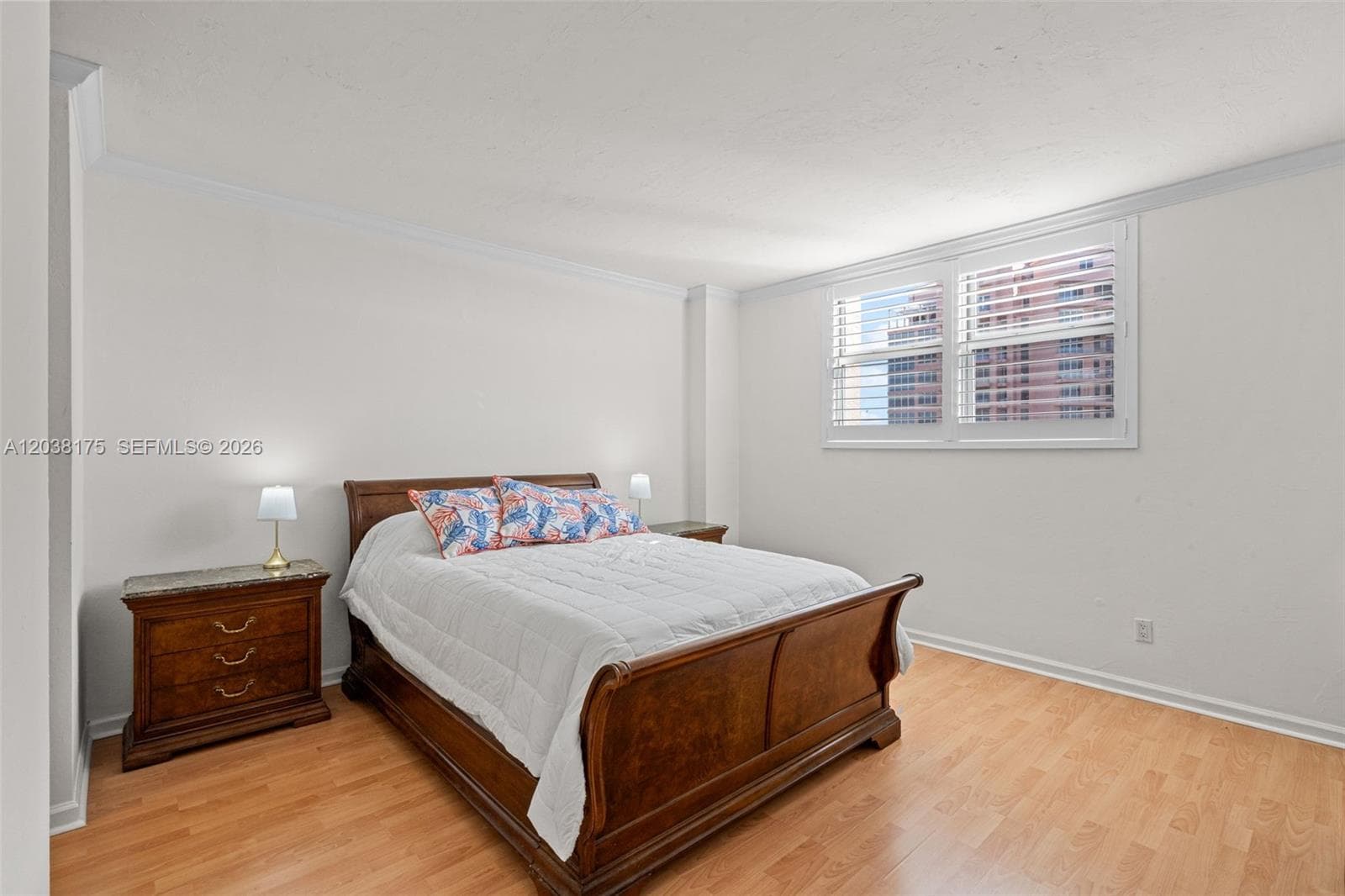 90 Edgewater Dr 1216 photo 18