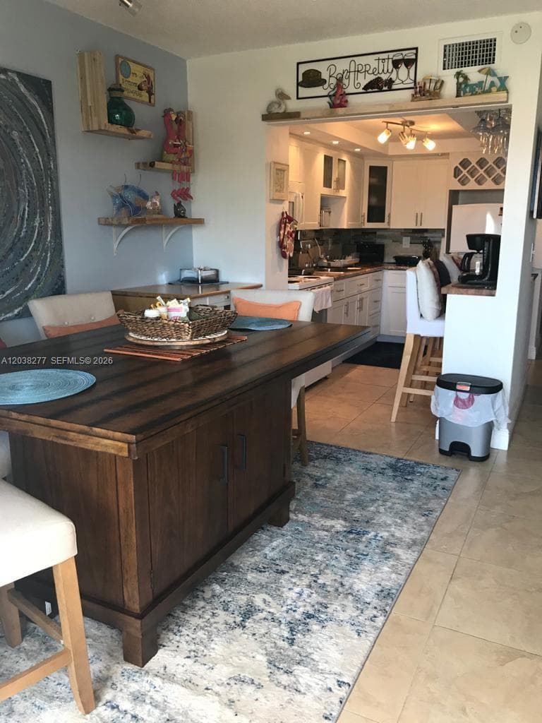320 S Surf Rd 305 photo 7