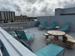 320 S Surf Rd 305 photo 24