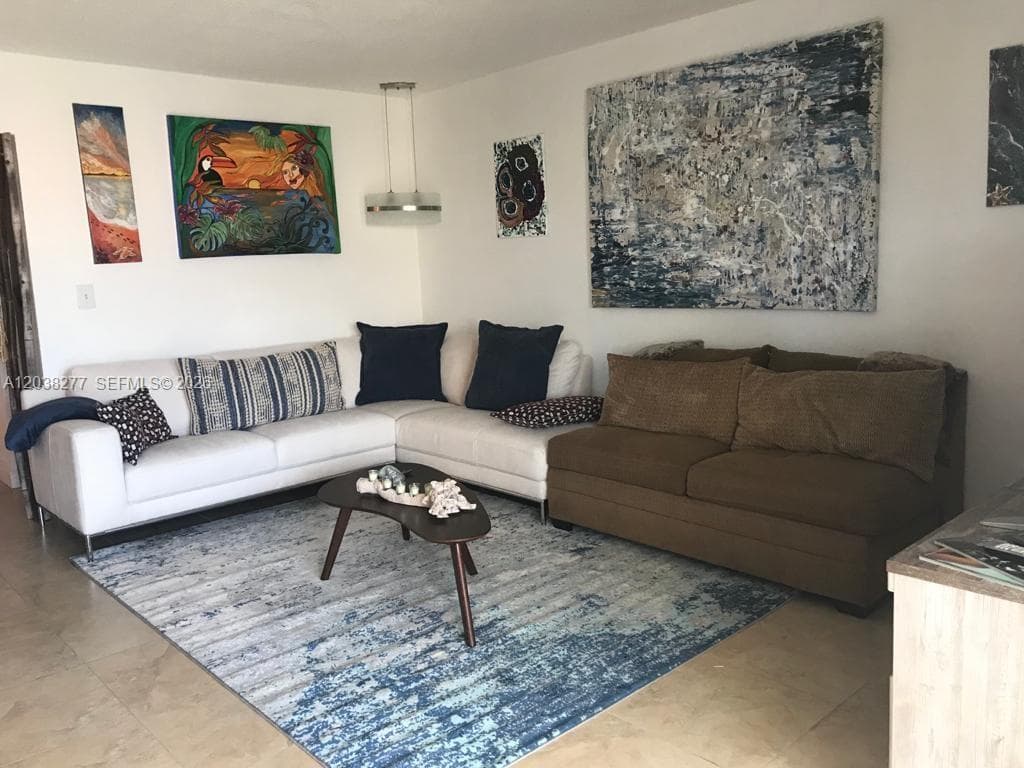 320 S Surf Rd 305 photo 4