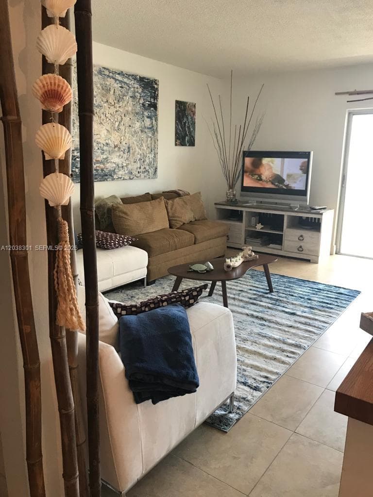 320 S Surf Rd 305 photo 6