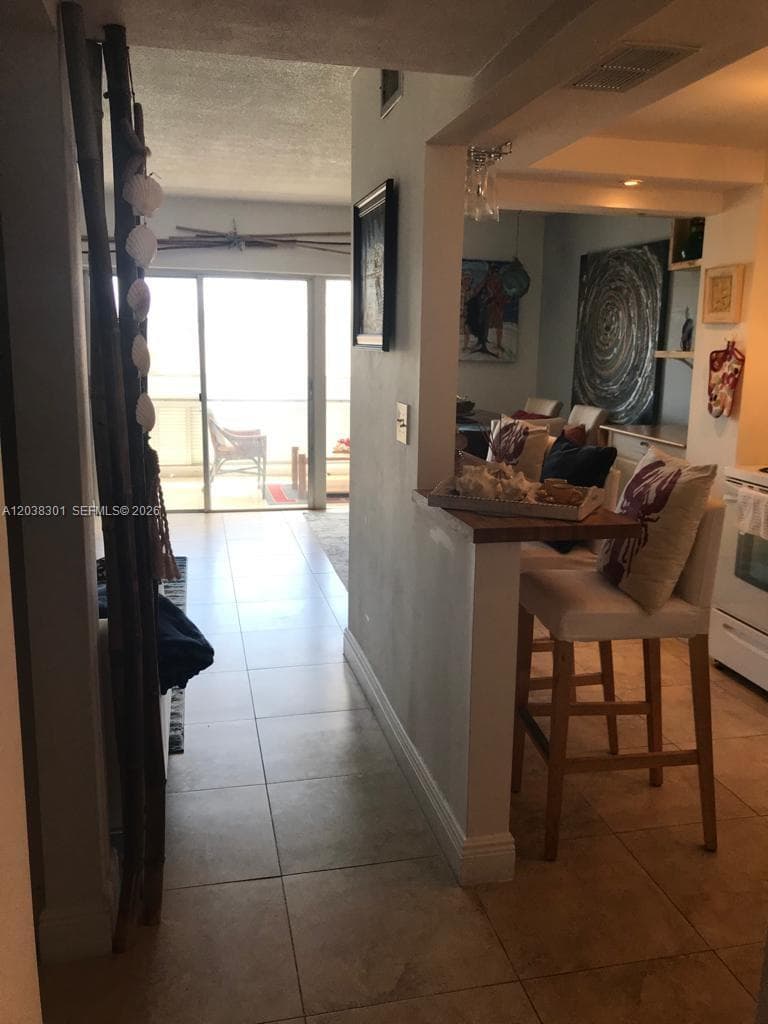 320 S Surf Rd 305 photo 10