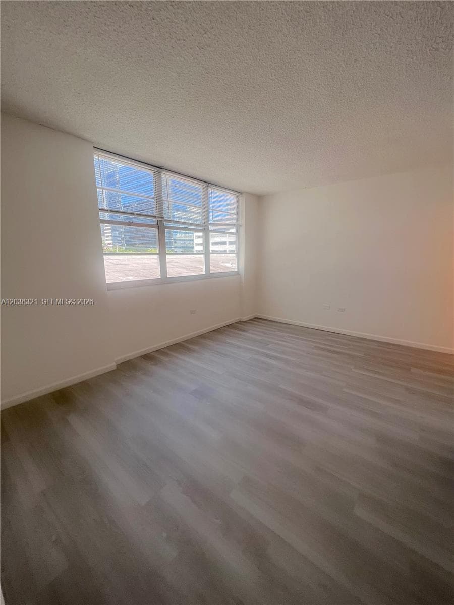 801 Brickell Bay Dr 364 photo 12