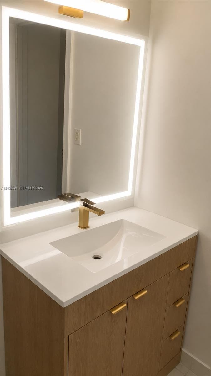 801 Brickell Bay Dr 364 photo 15