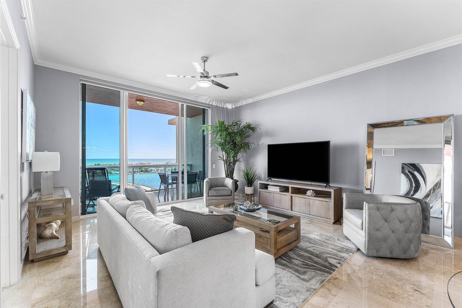2640 Lake Shore Drive 2215 photo 6