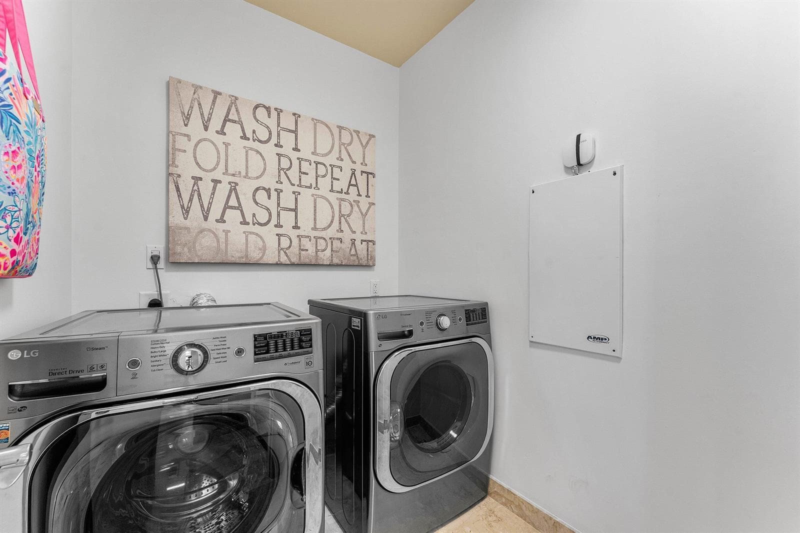 2640 Lake Shore Drive 2215 photo 15