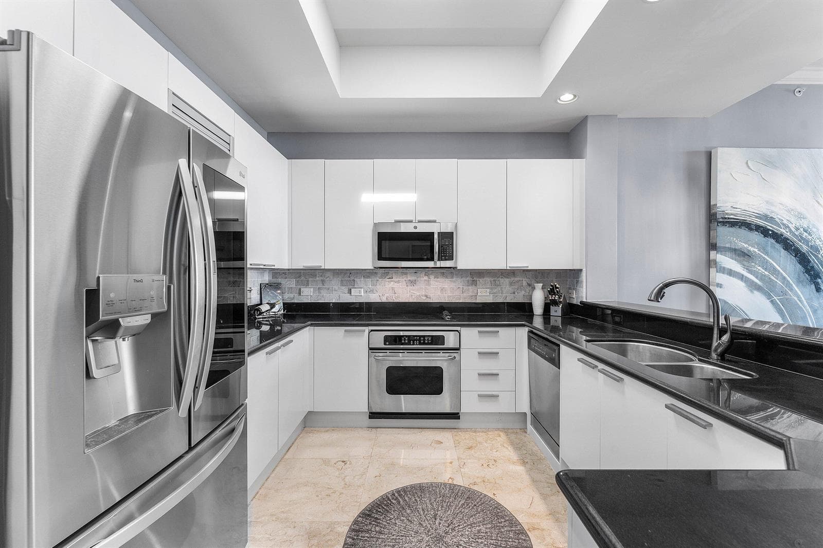 2640 Lake Shore Drive 2215 photo 11