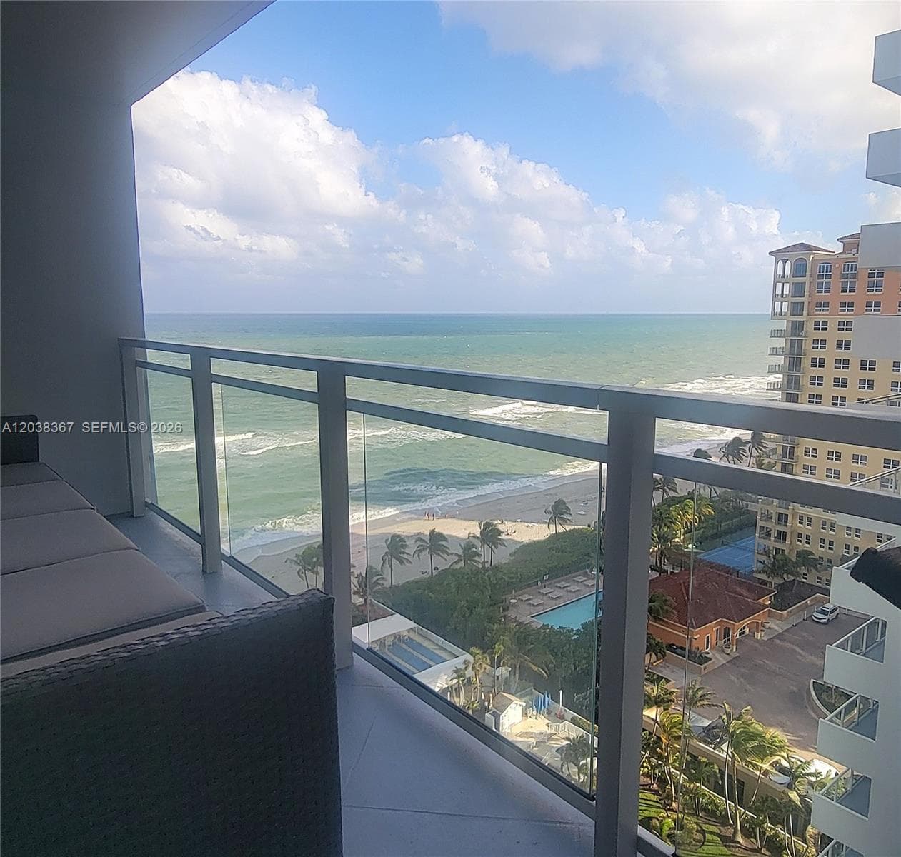 2030 S Ocean Dr 1718 photo 2
