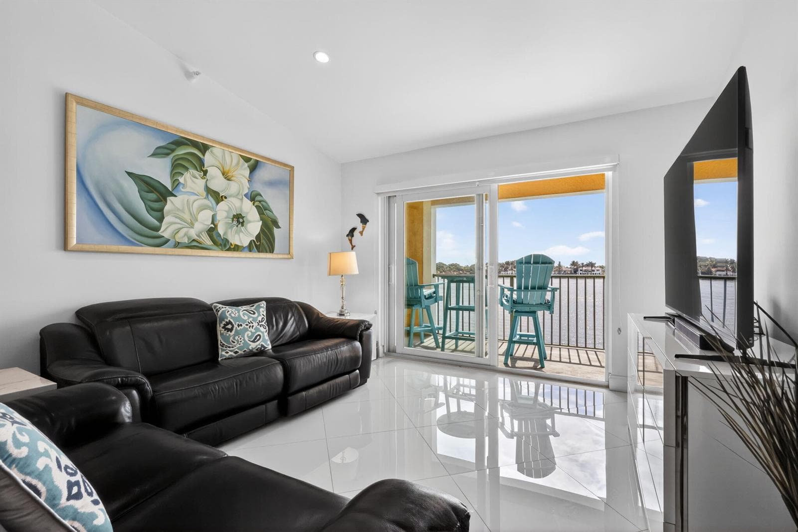 180 Yacht Club Way 304 photo 8