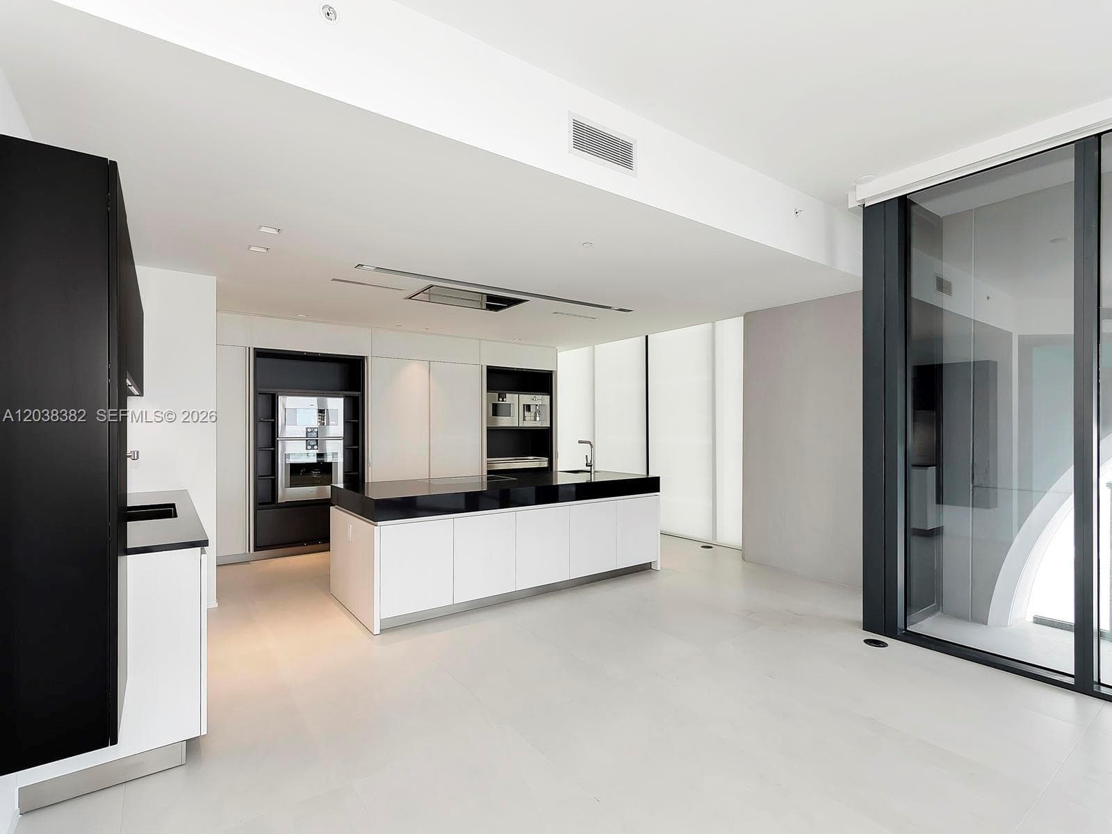 1000 Biscayne Blvd 2002 photo 12