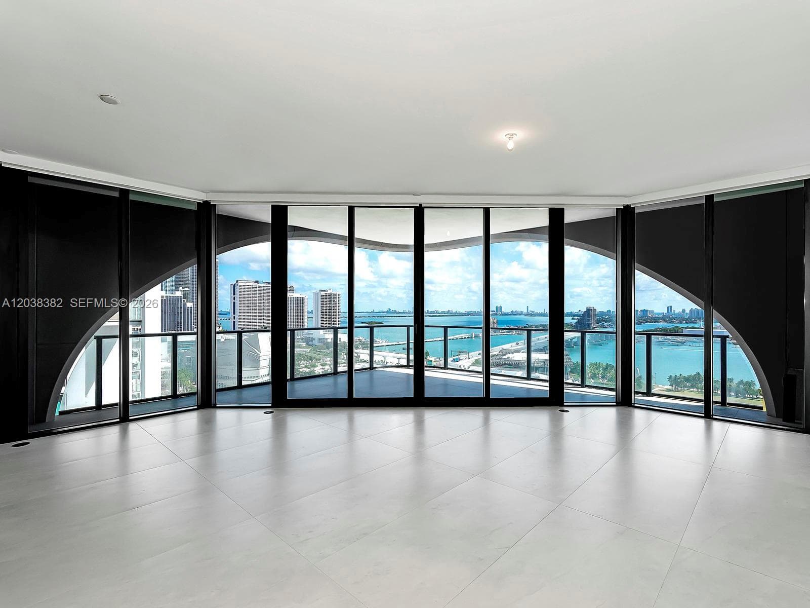 1000 Biscayne Blvd 2002 photo 5