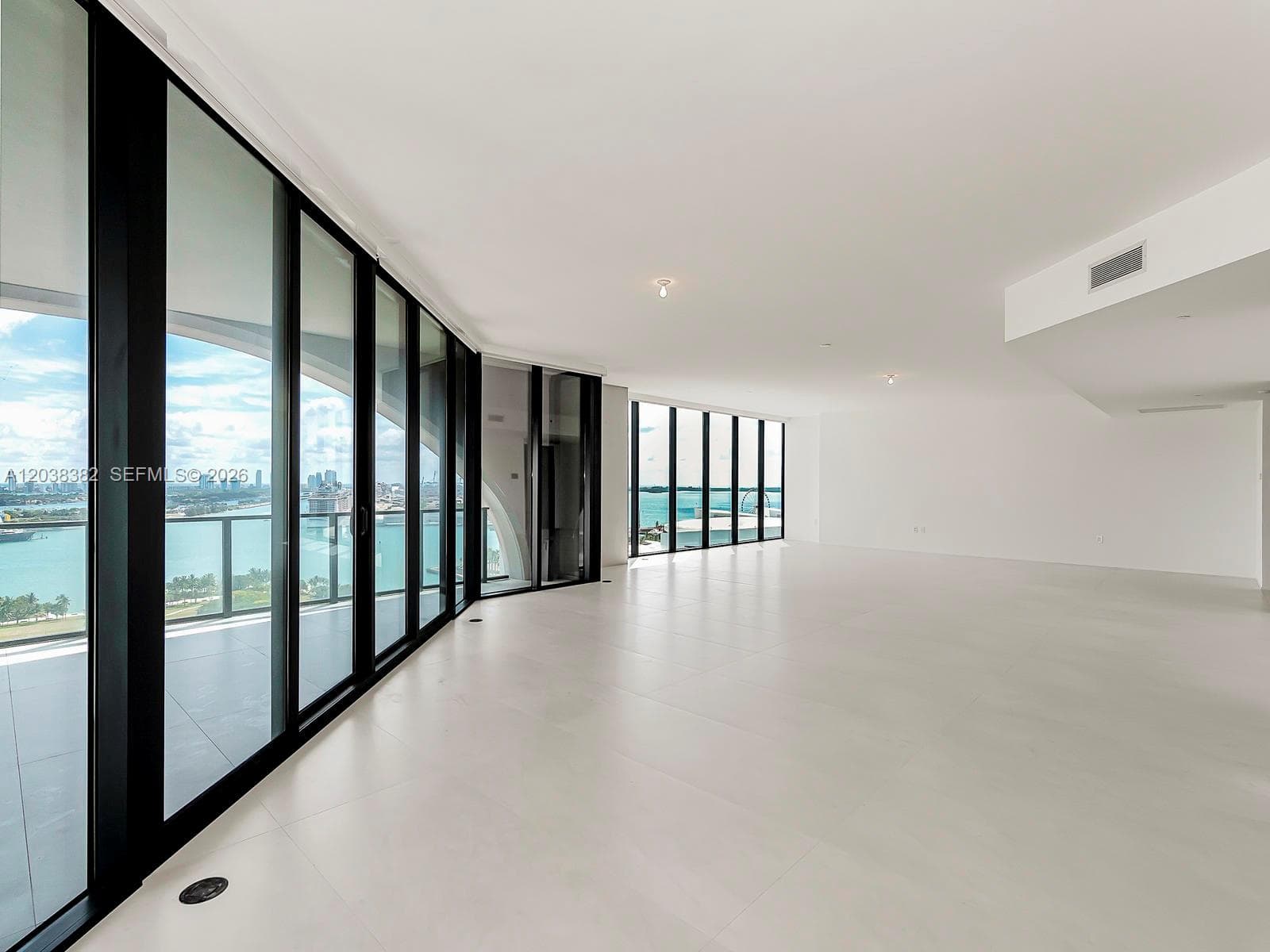 1000 Biscayne Blvd 2002 photo 11