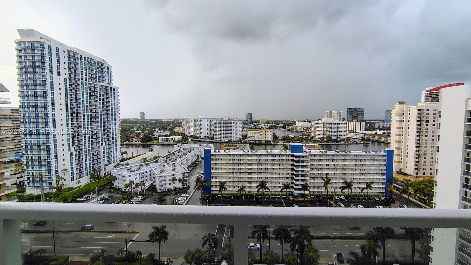 1904 S Ocean Dr 1807 photo 14