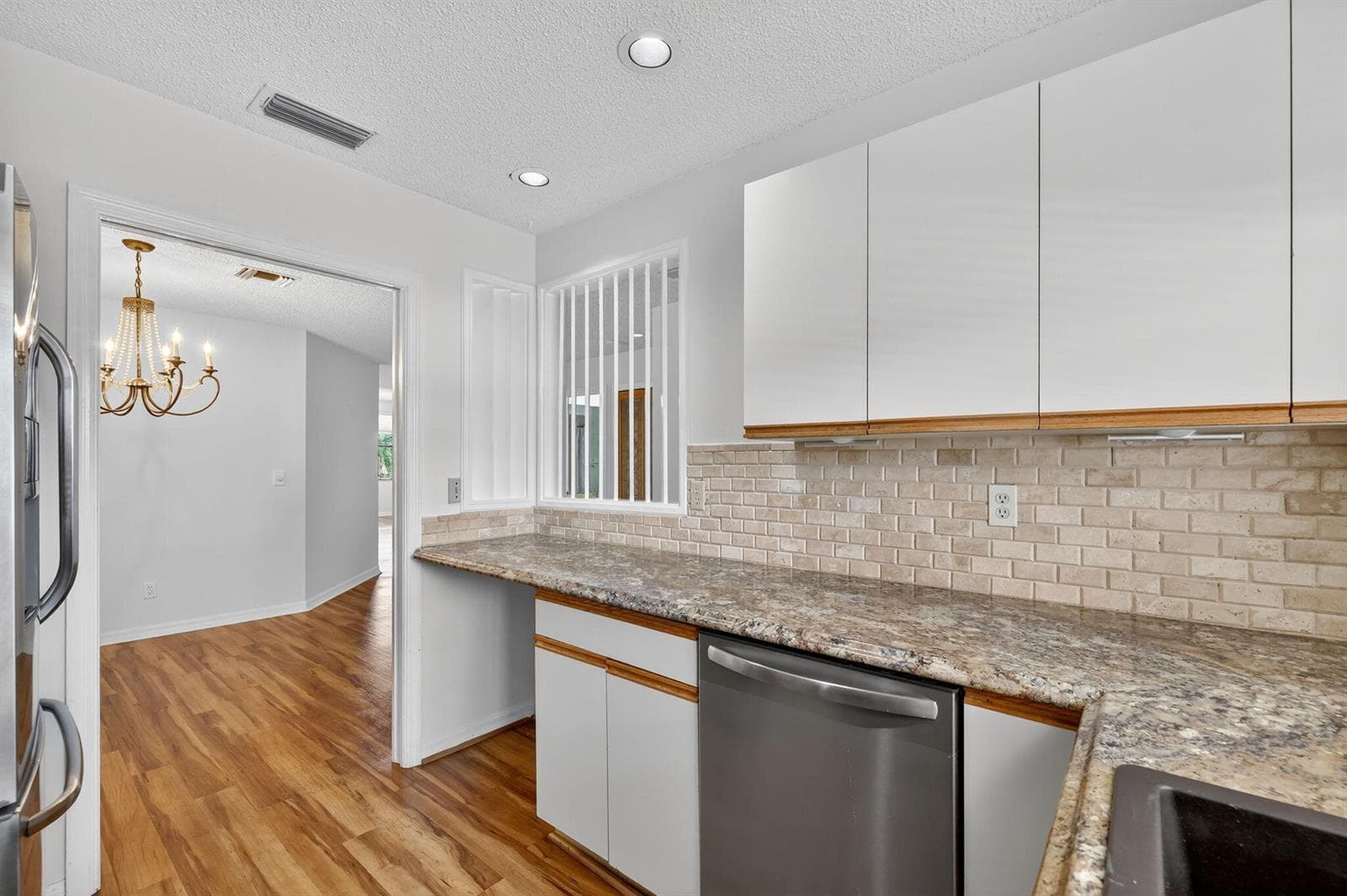 6101 SE Landing Way 11 photo 13