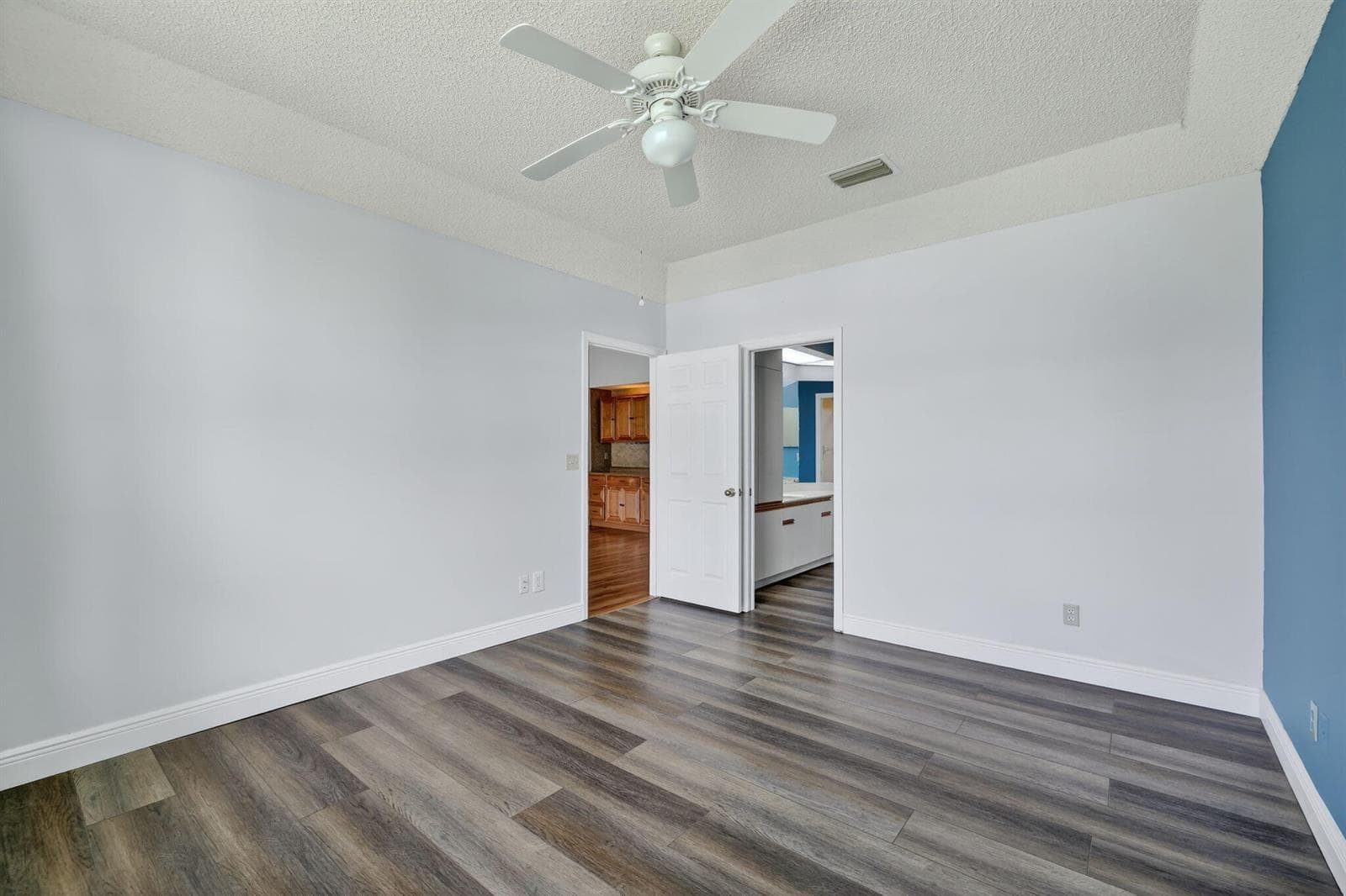 6101 SE Landing Way 11 photo 21