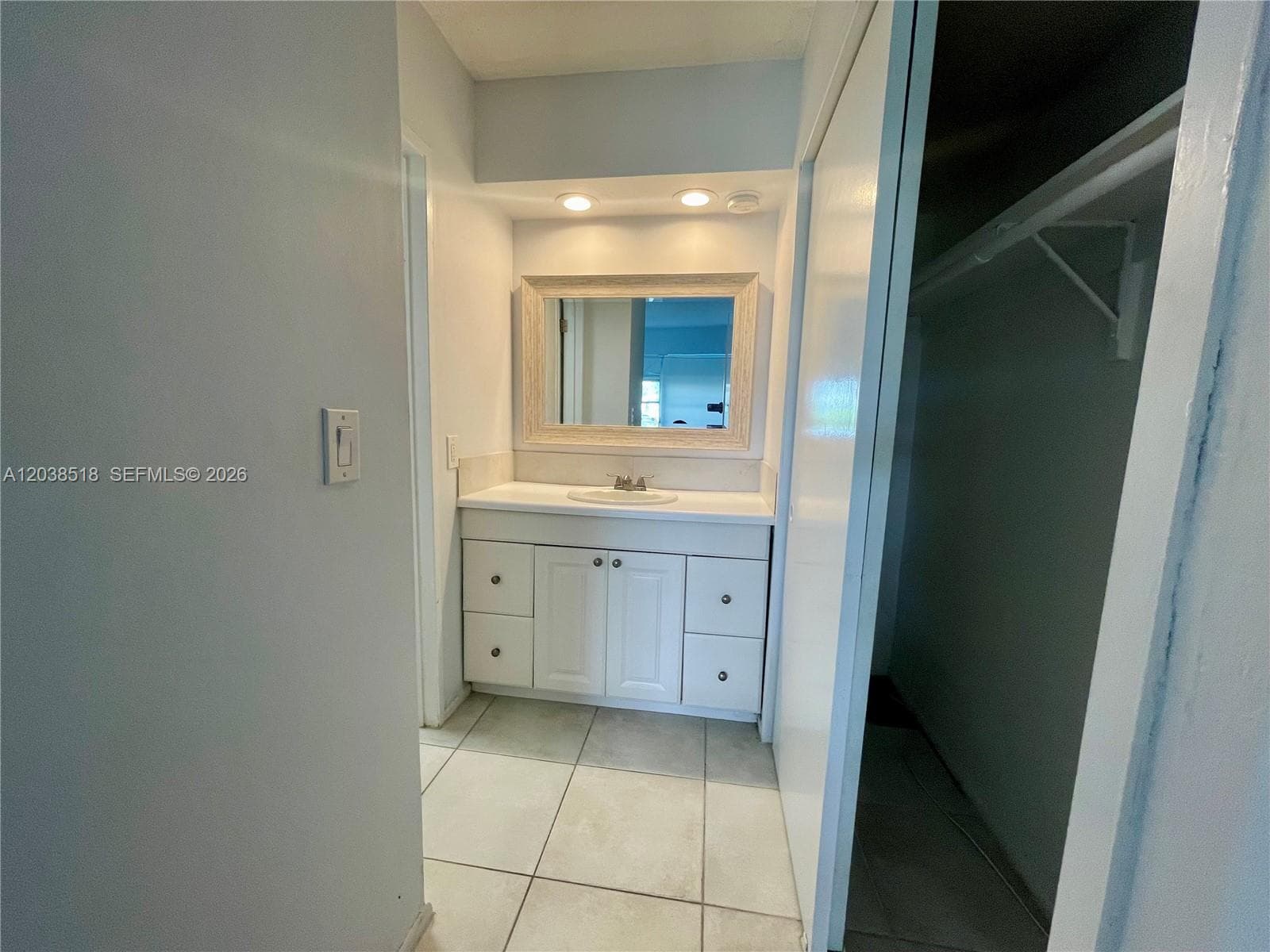 450 Paradise Isle Blvd 205 photo 12