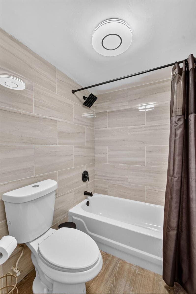 135 Yacht Club Way 204 photo 24