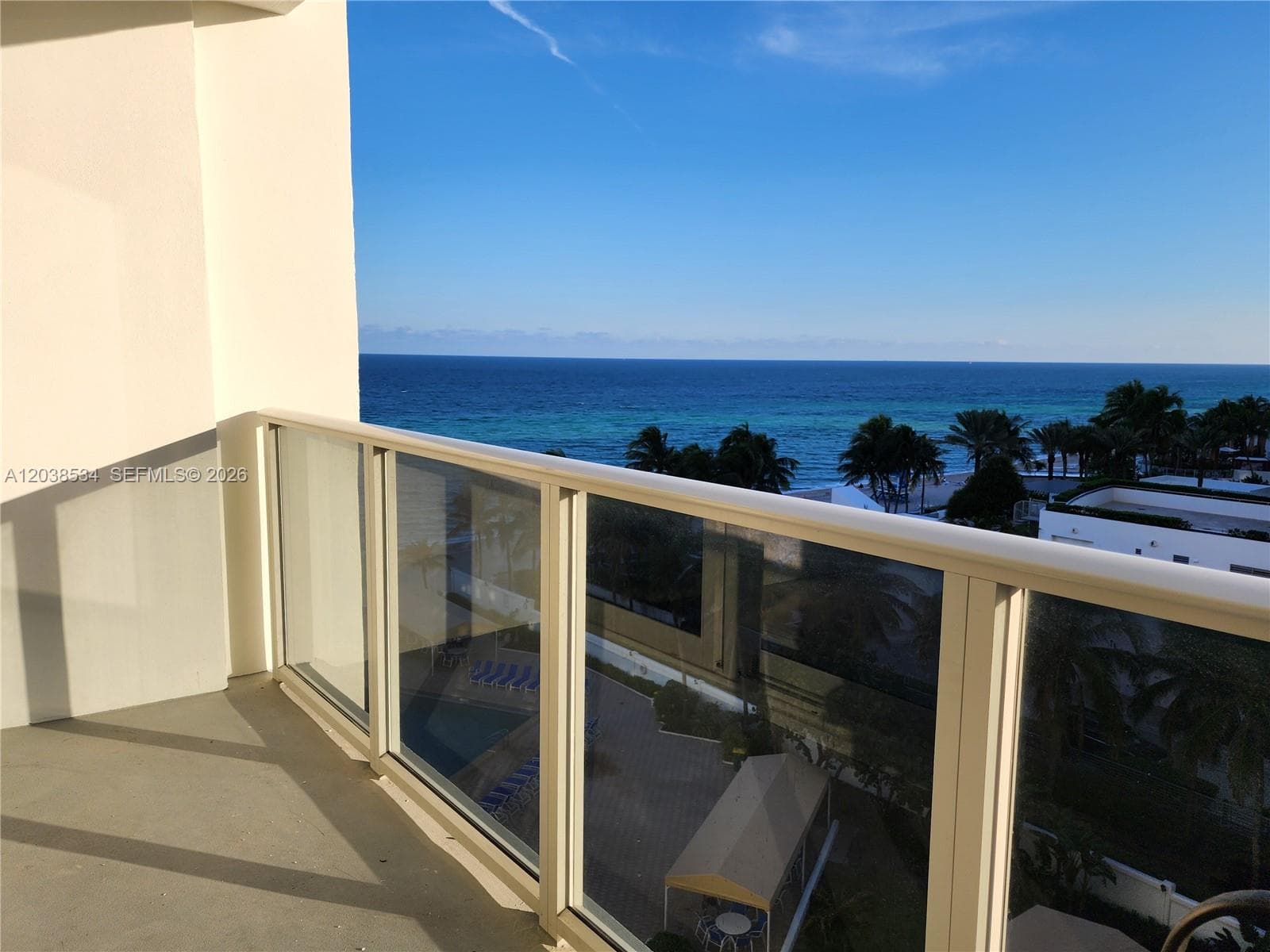 3505 S Ocean Dr 716 photo 2