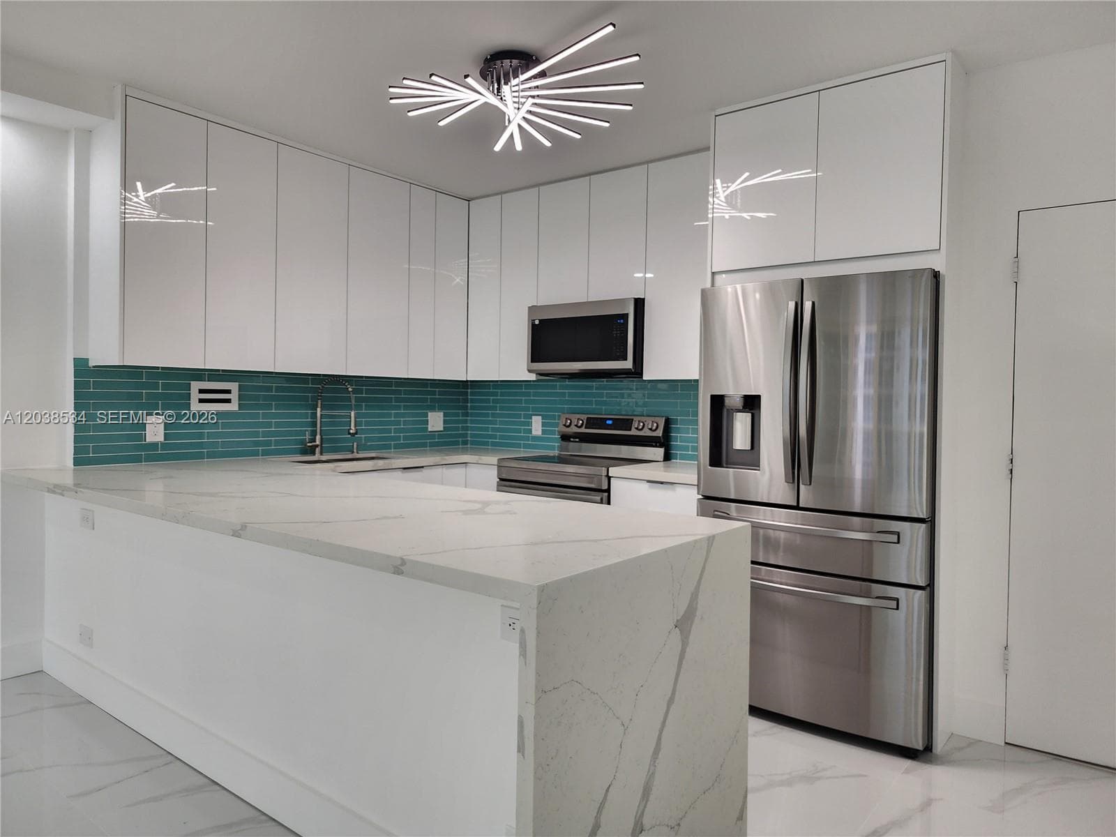 3505 S Ocean Dr 716 photo 6