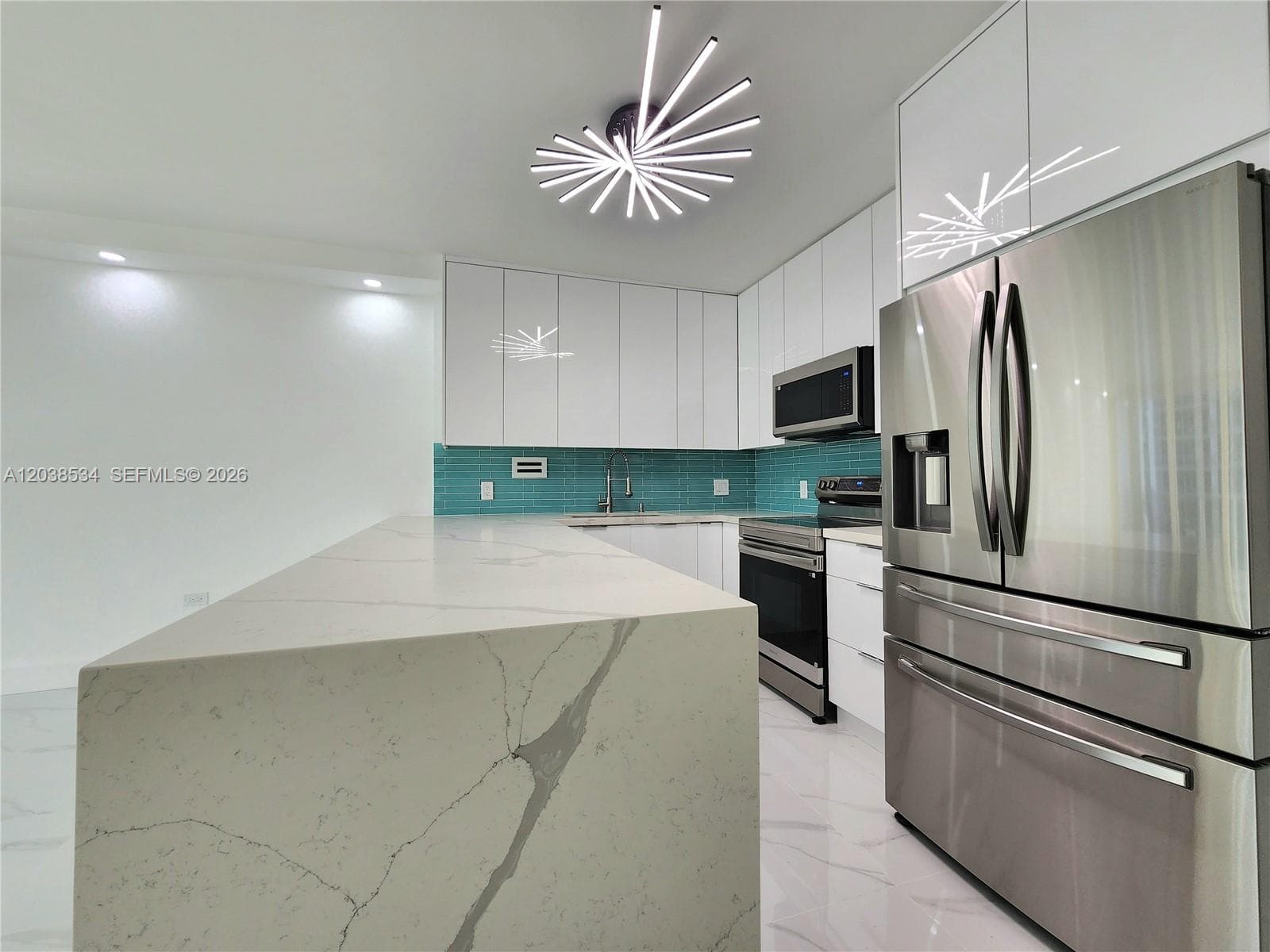 3505 S Ocean Dr 716 photo 7