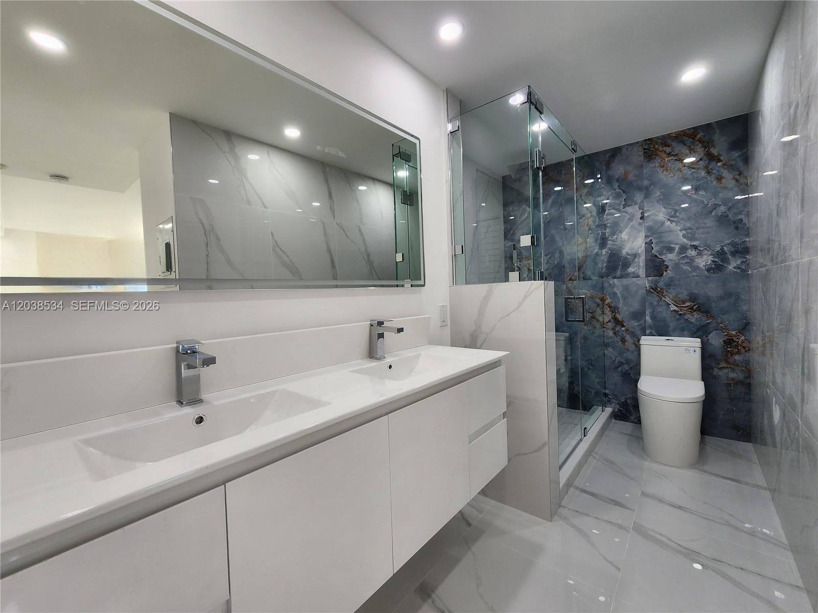 3505 S Ocean Dr 716 photo 20