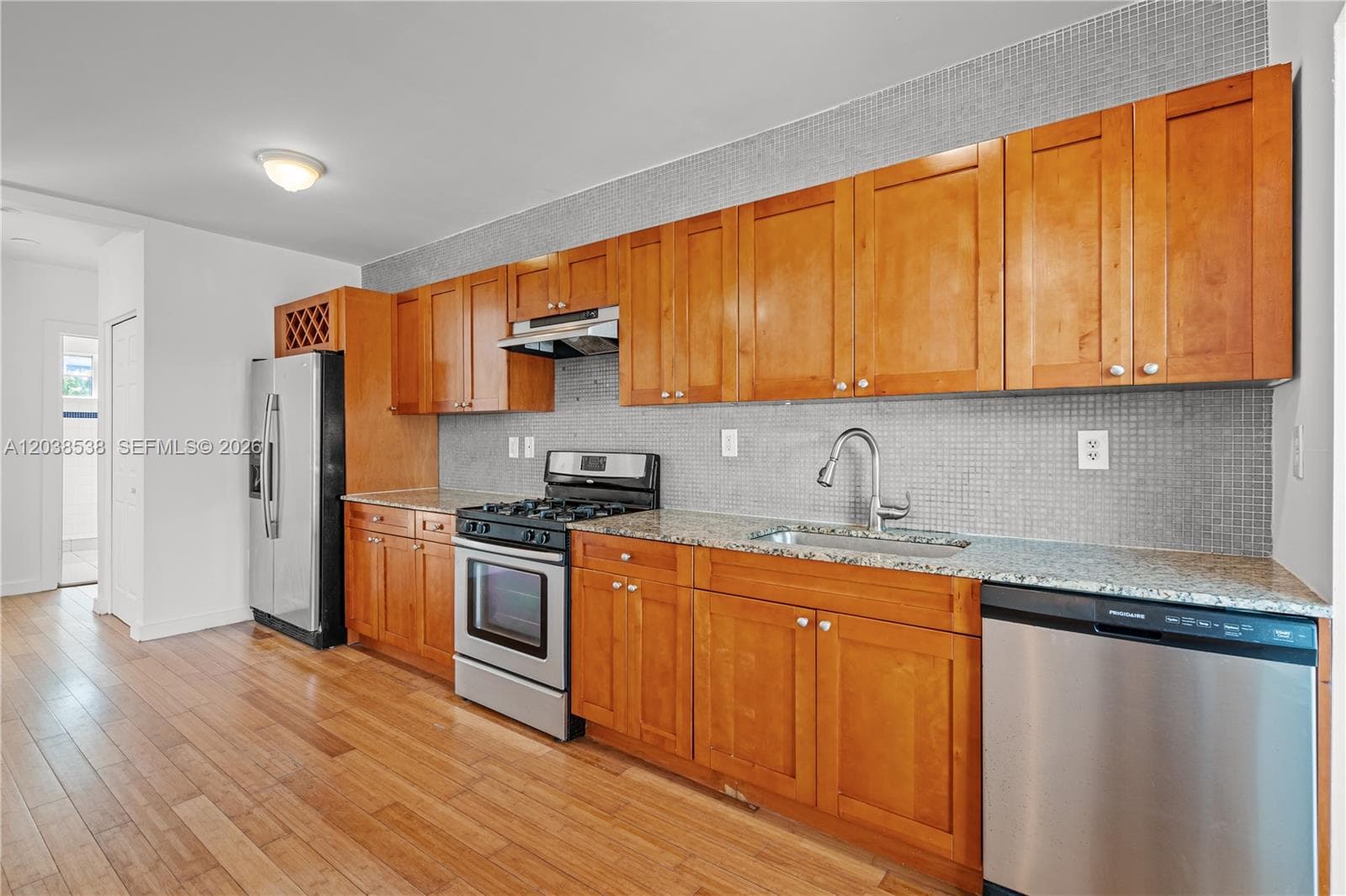 7950 Tatum Waterway Dr N18 photo 14