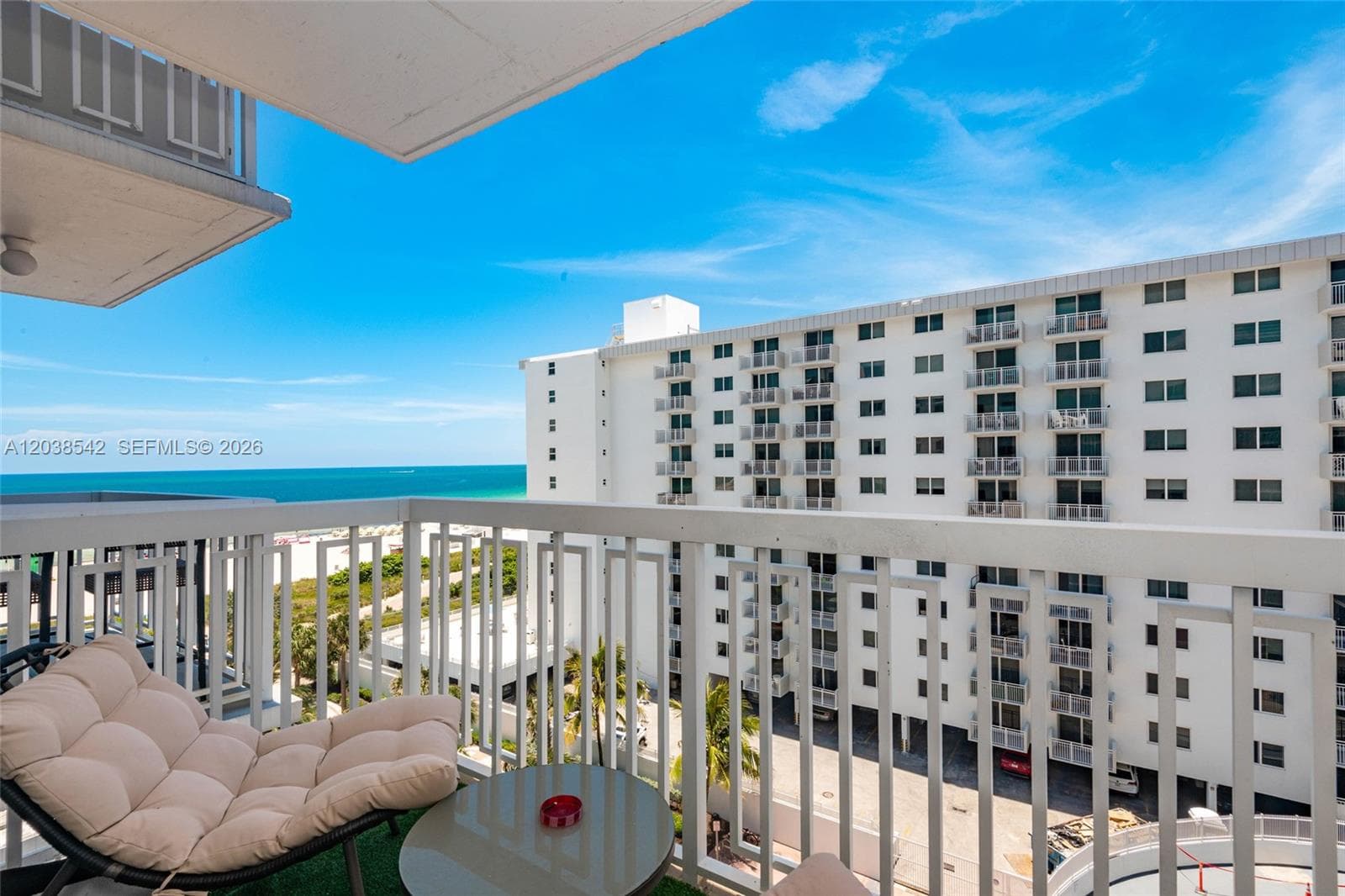 401 Ocean Dr 810 photo 24