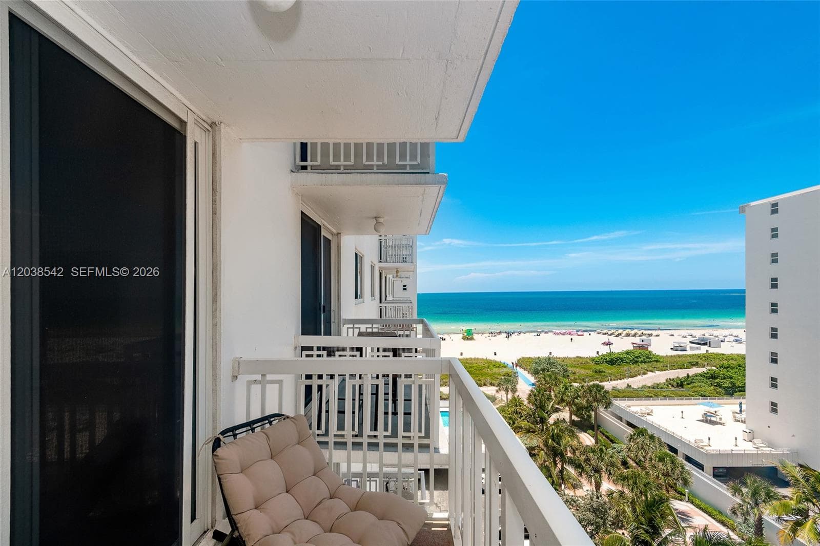 401 Ocean Dr 810 photo 25