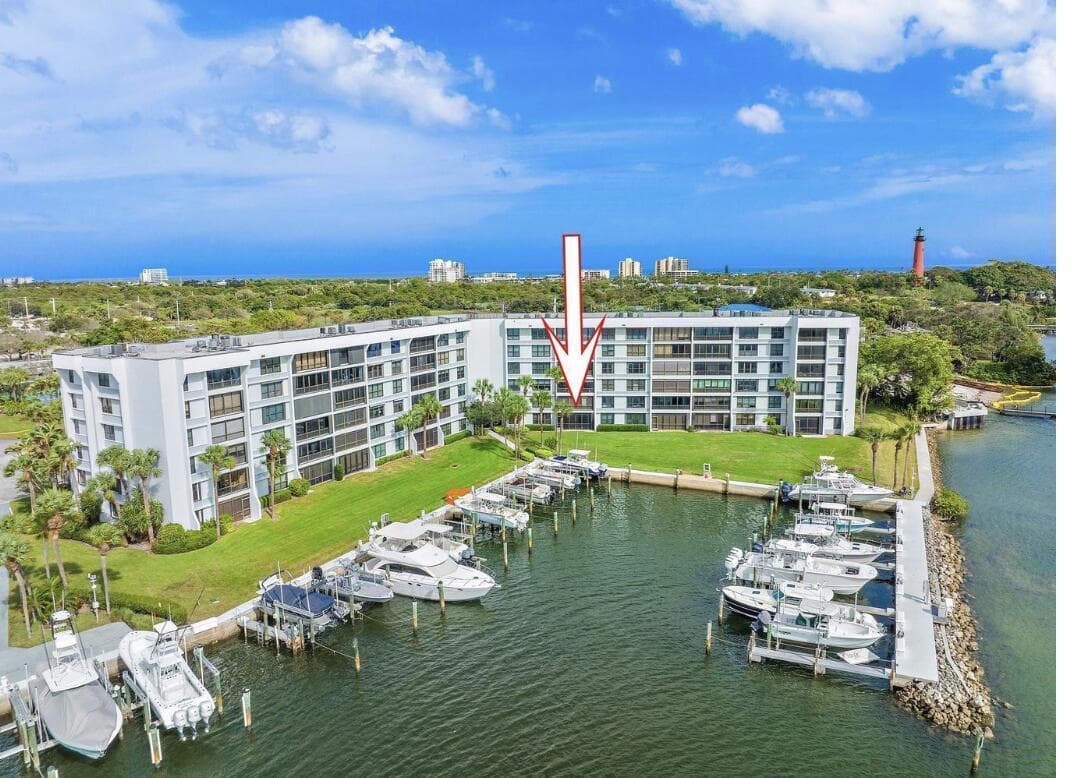 1748 Jupiter Cove Drive 121 A photo 1
