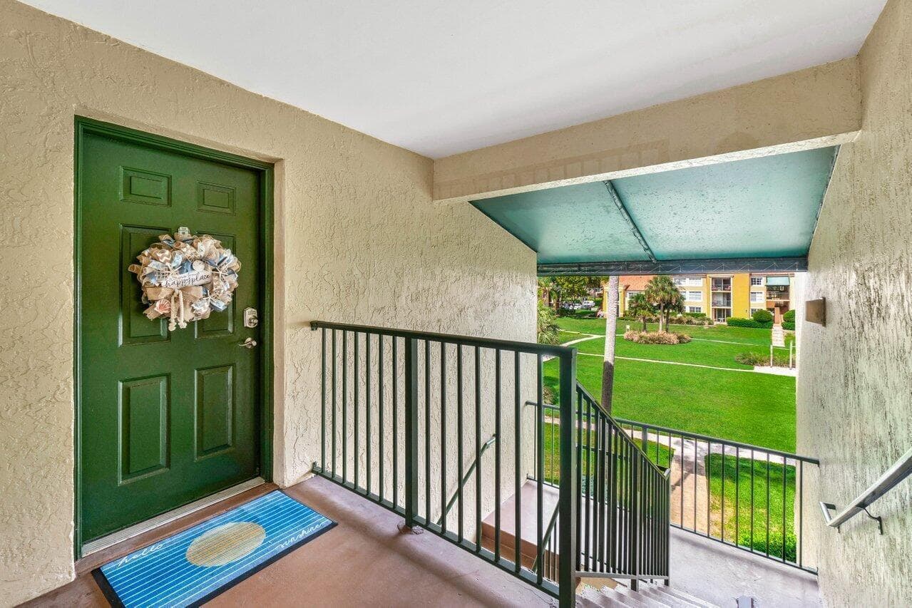 157 Yacht Club Way photo 2