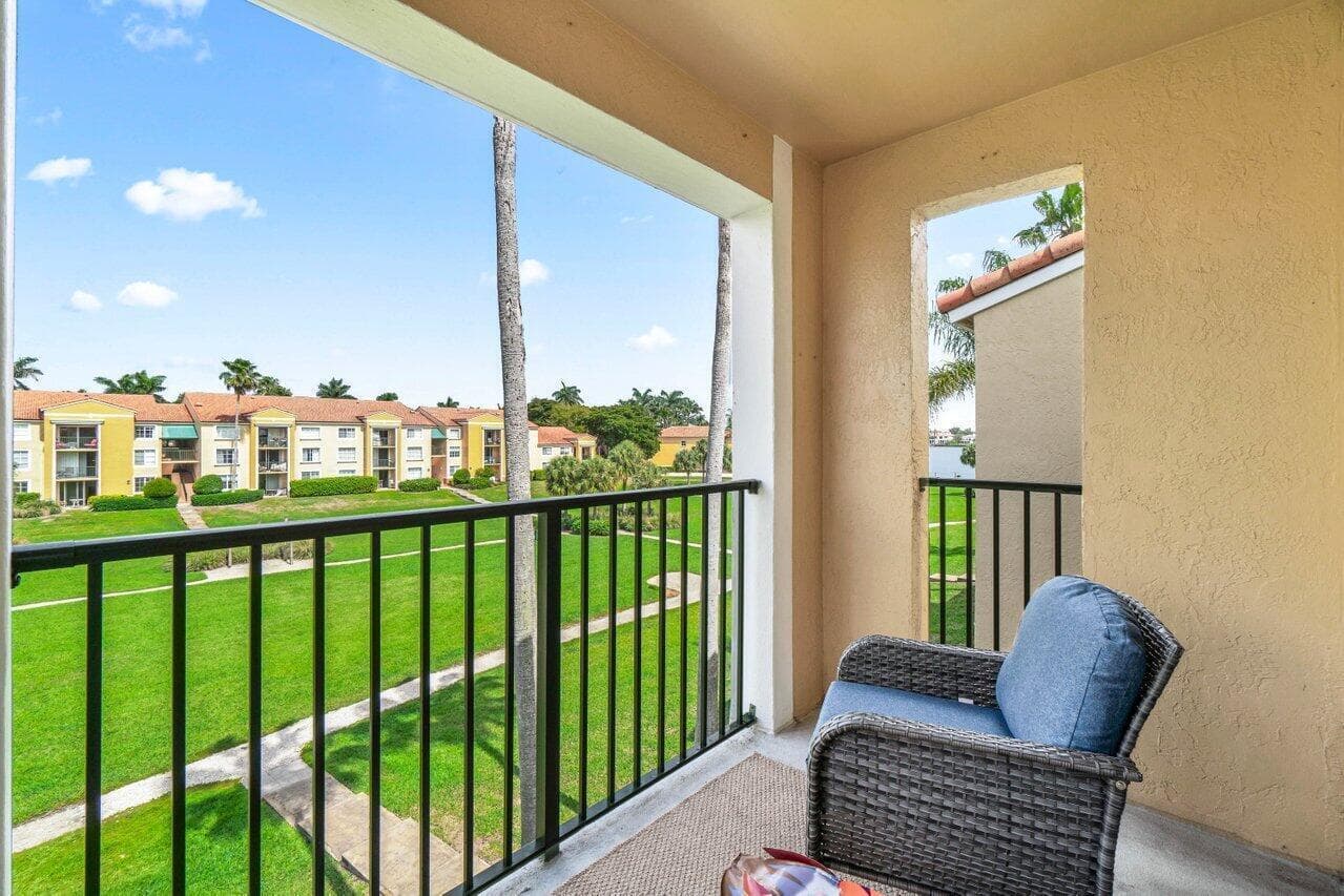 157 Yacht Club Way photo 20