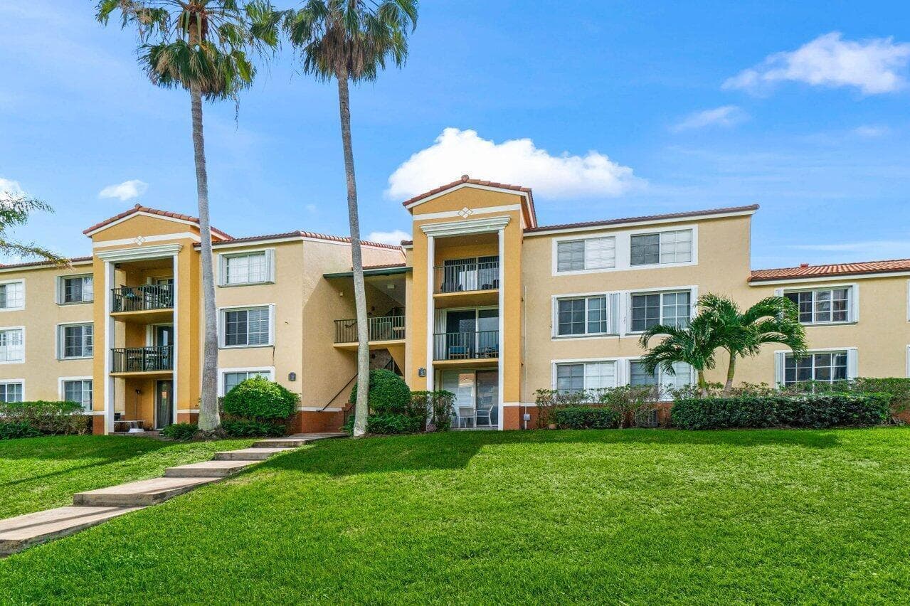 157 Yacht Club Way photo 24