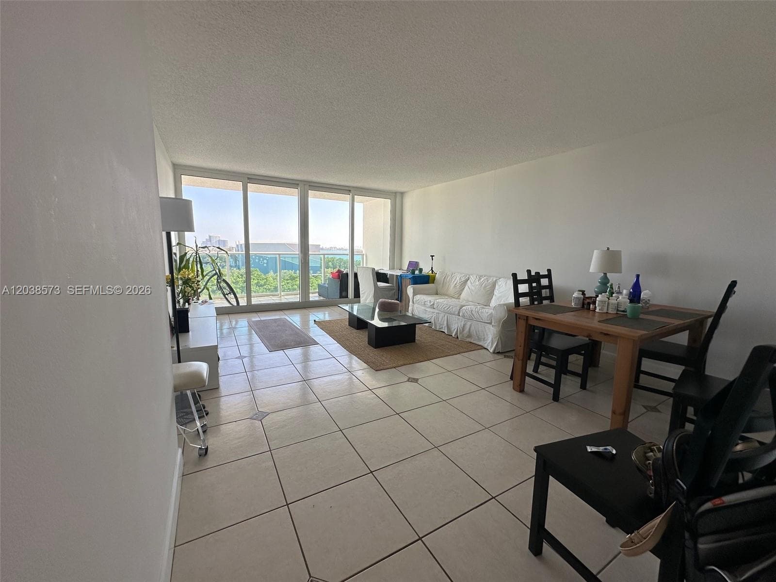 100 Bayview Dr 823 photo 4