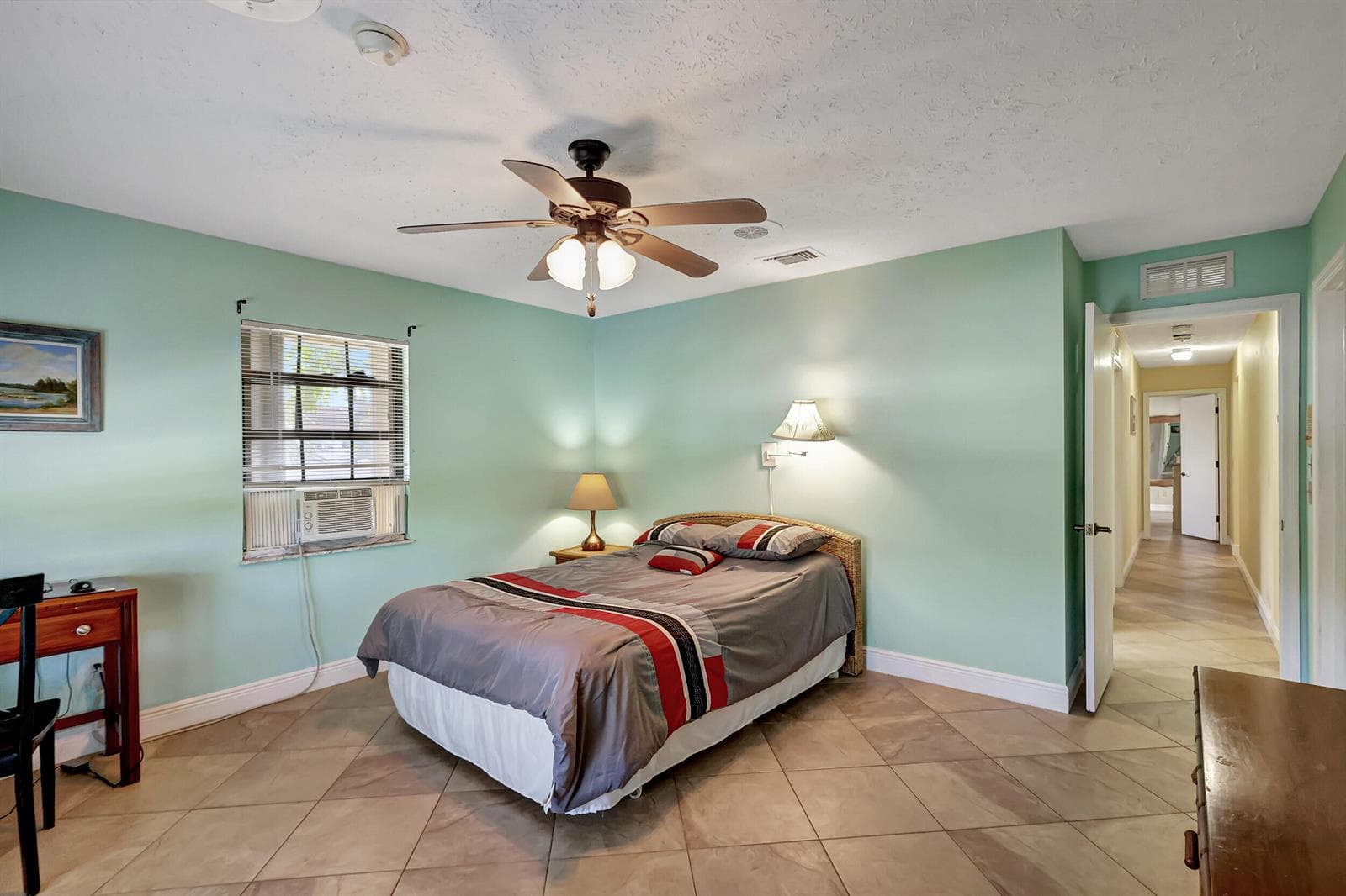 137 Queens Road photo 22