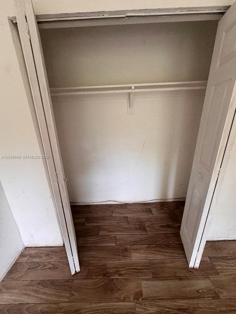 1860 Venice Park Dr 208 photo 14