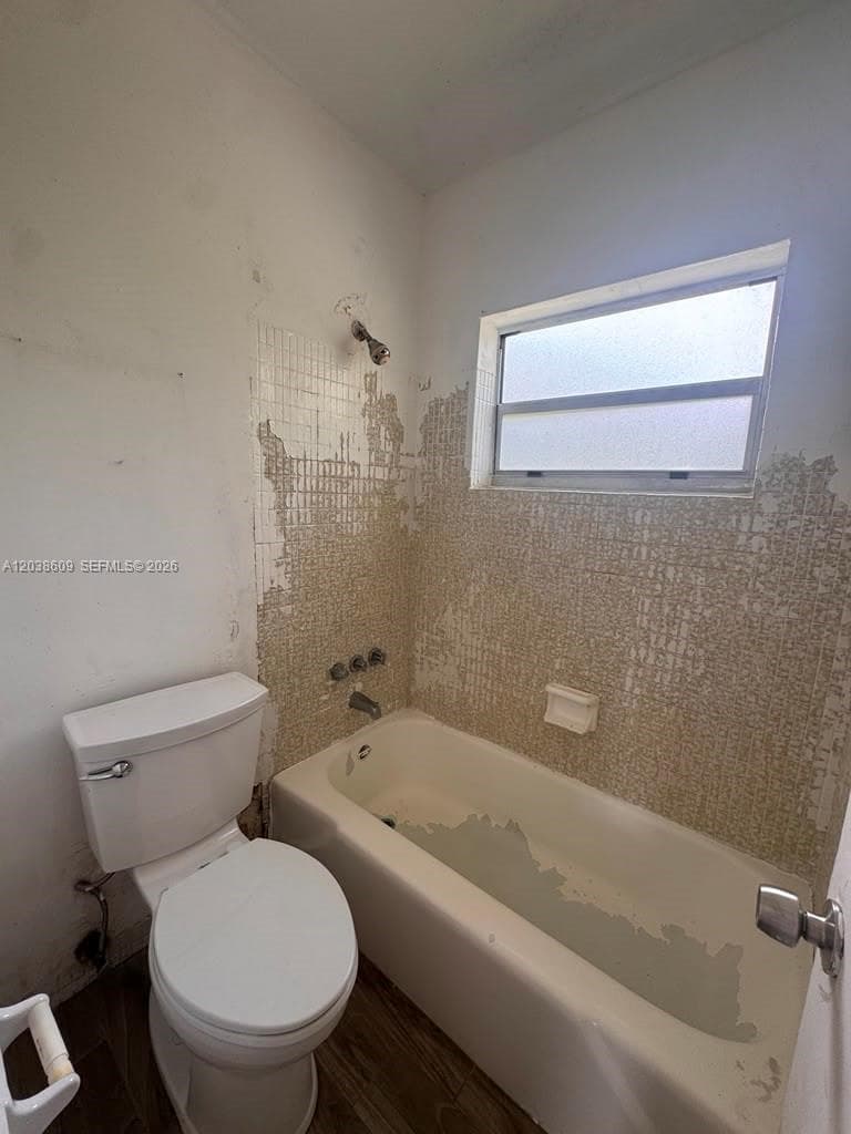 1860 Venice Park Dr 208 photo 11