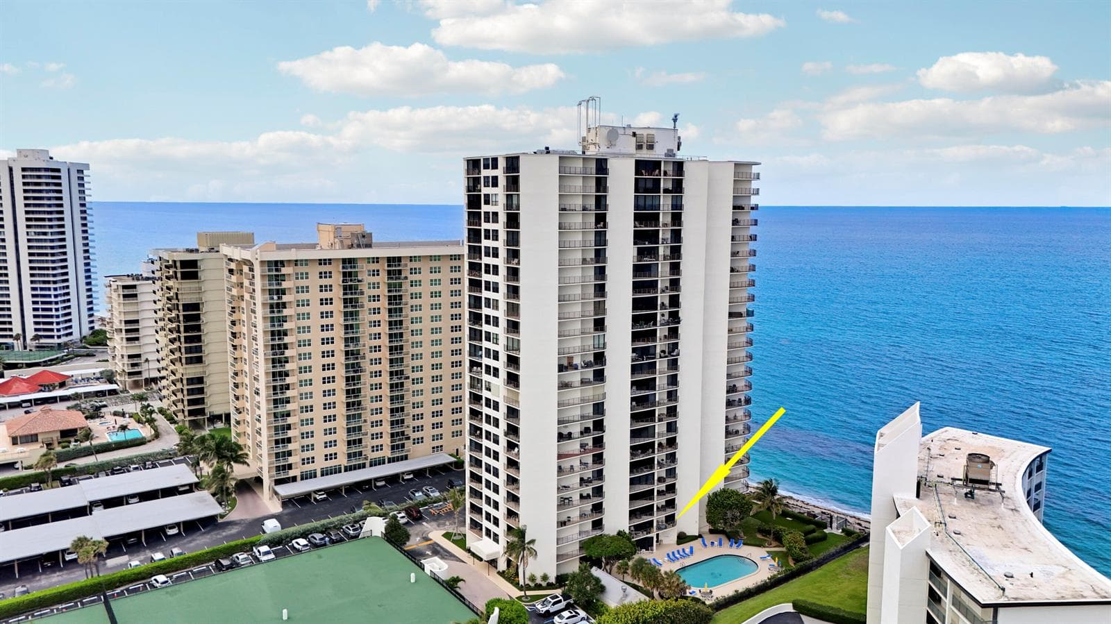 5420 N Ocean 204 photo 1