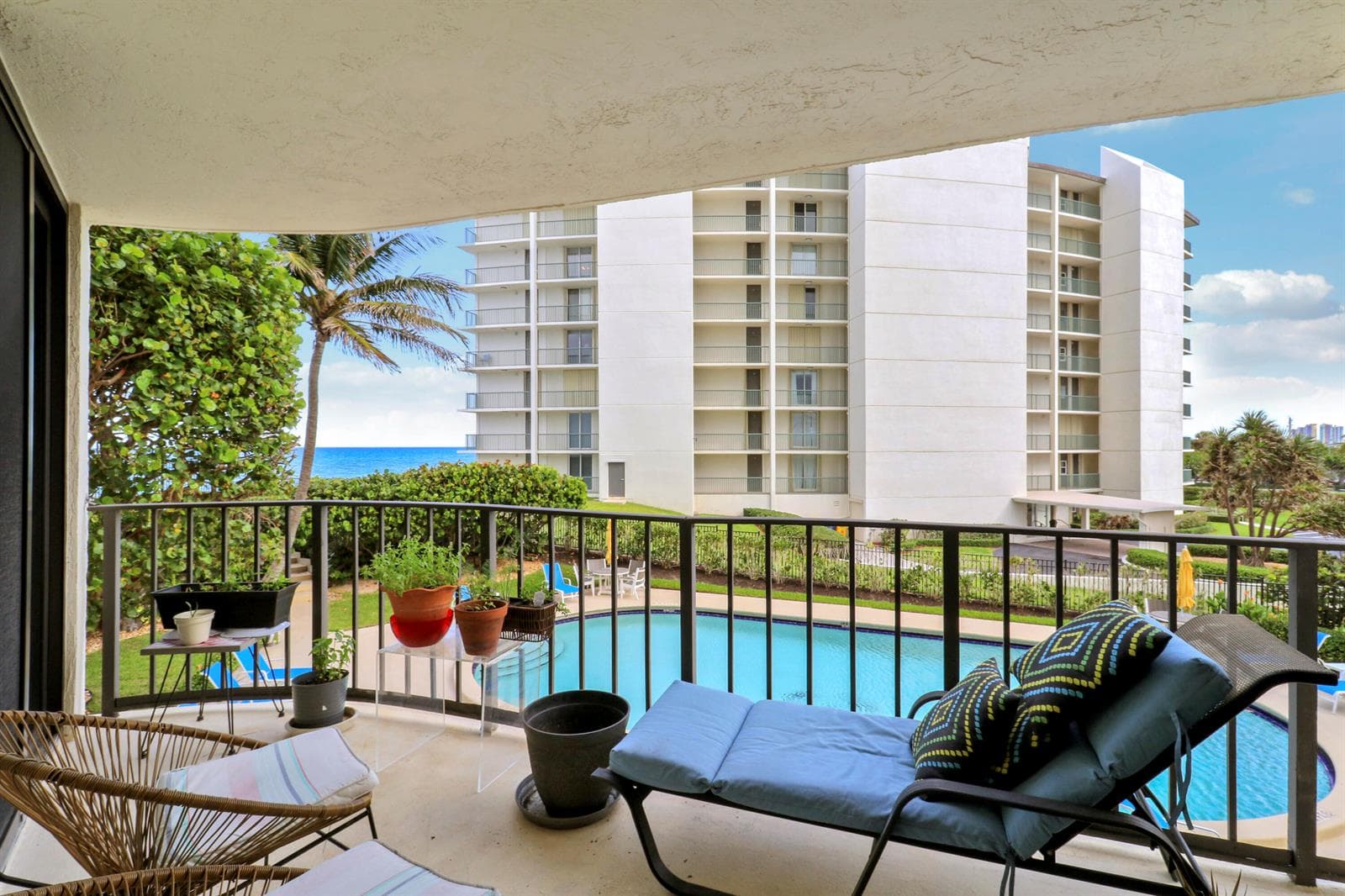 5420 N Ocean 204 photo 20