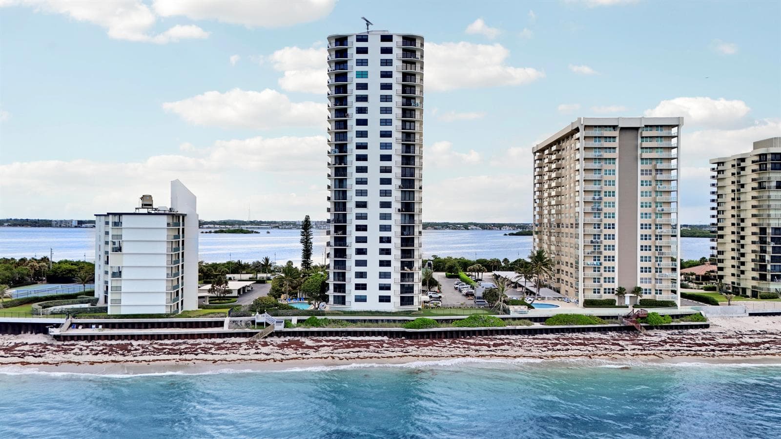 5420 N Ocean 204 photo 10