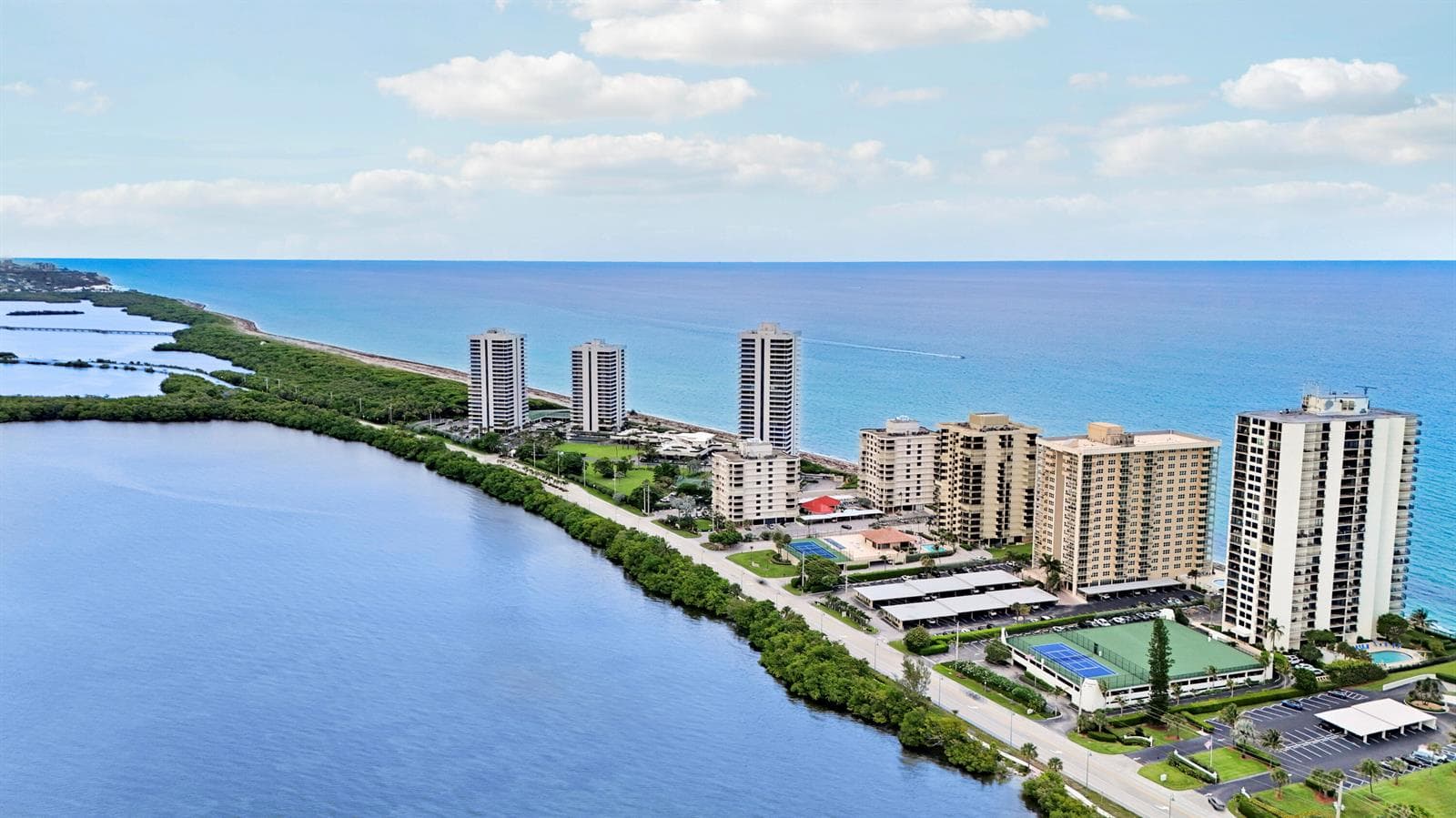 5420 N Ocean 204 photo 18