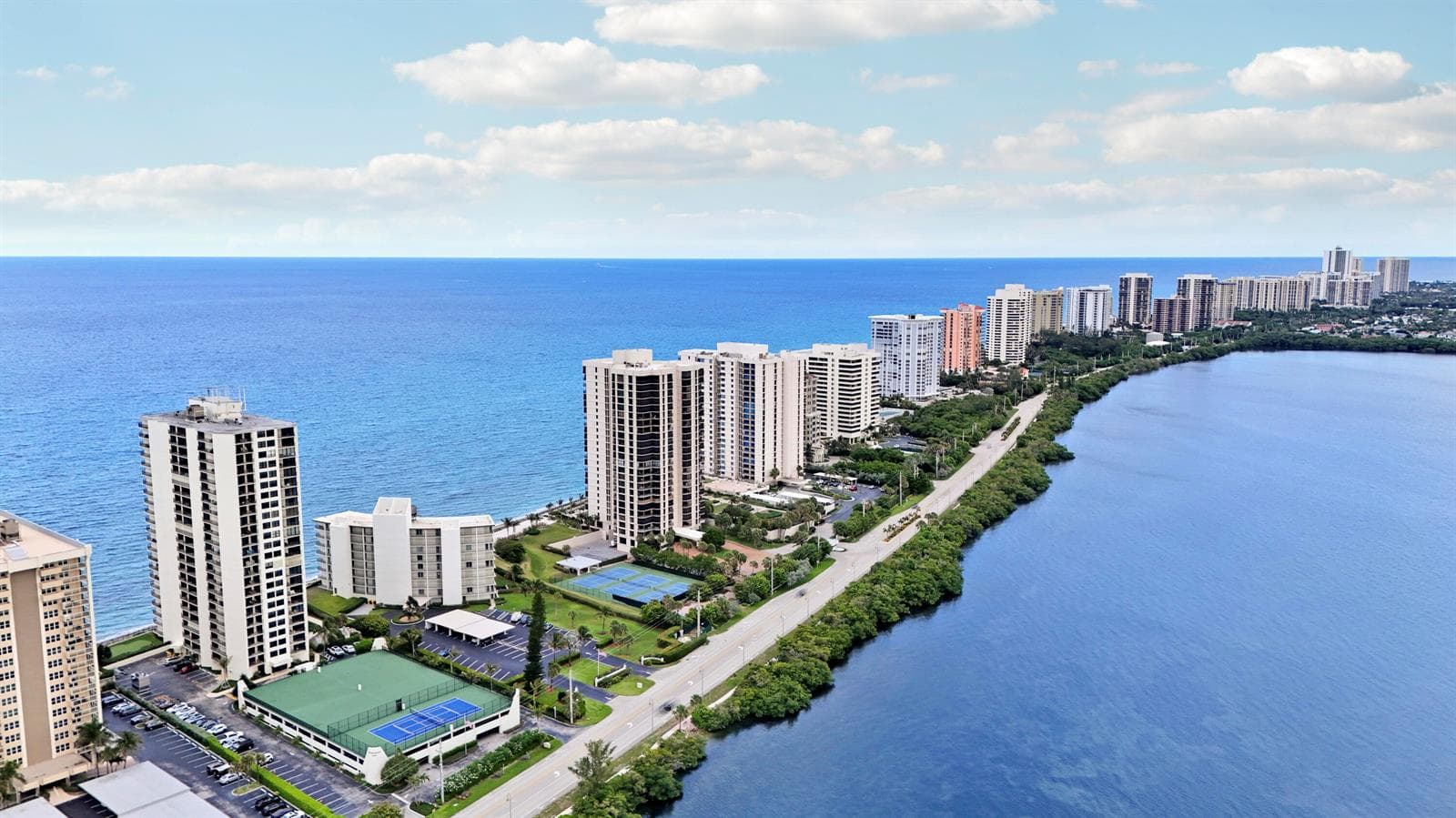5420 N Ocean 204 photo 19