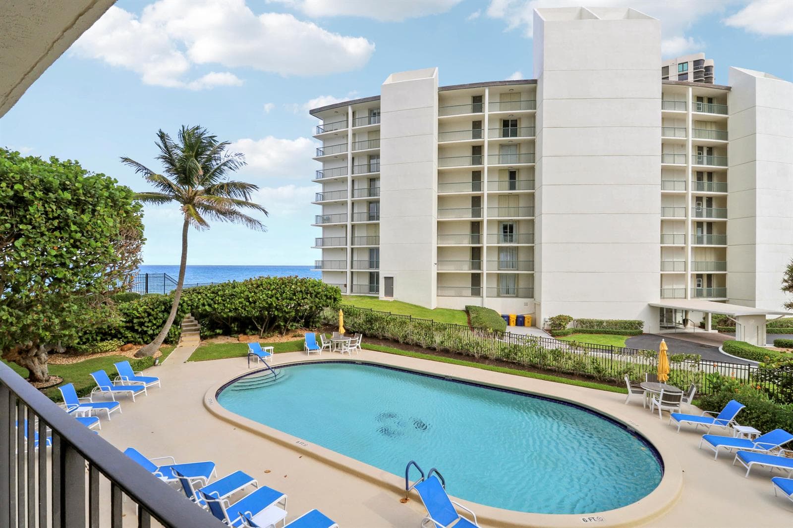 5420 N Ocean 204 photo 25