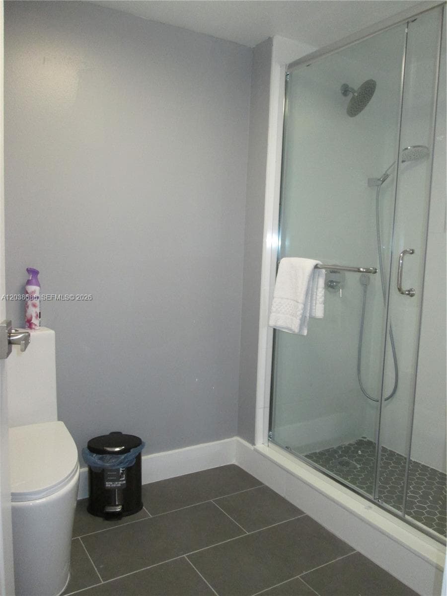 290 174th St 1812 photo 14